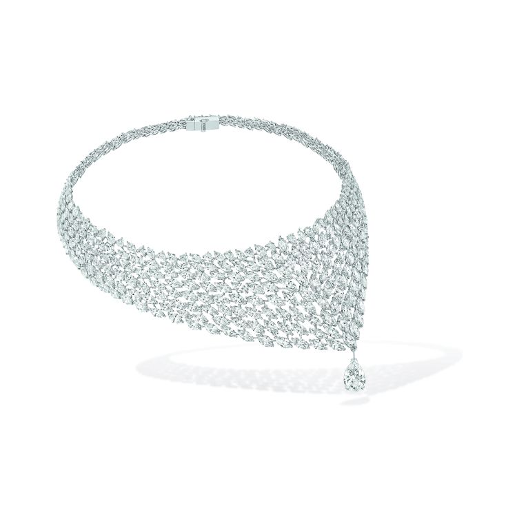 Messika Madeleine necklace from Paris est une Fête collection. (Messika)