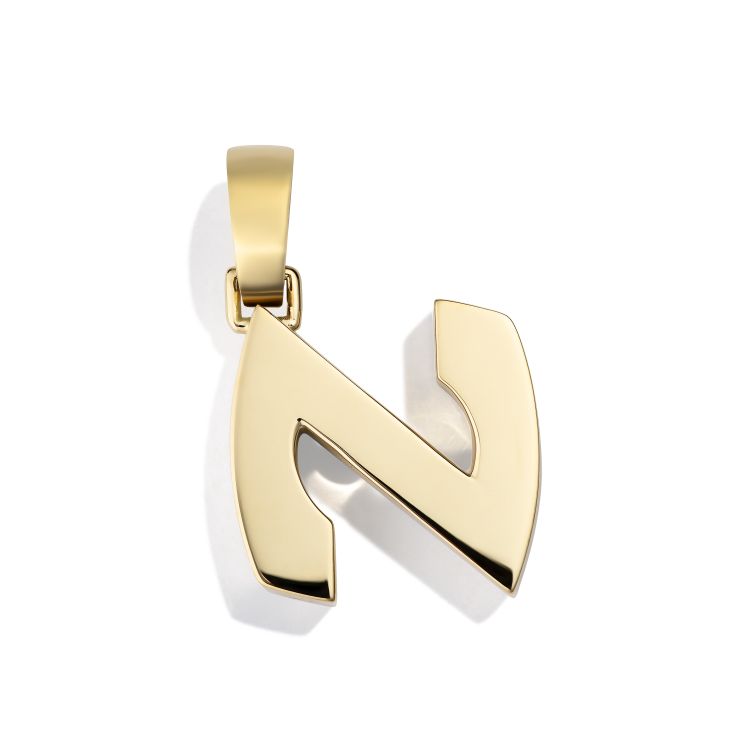 Renato Cipullo Splendente letter pendant in 18-karat yellow gold. (Renato Cipullo)