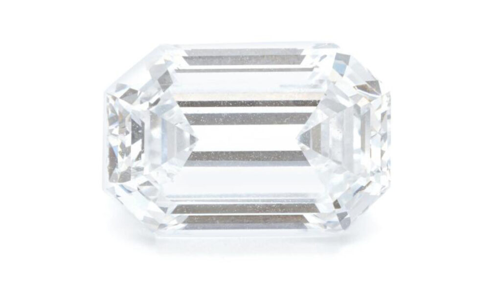 Unmounted step-cut diamond from Sotheby's image