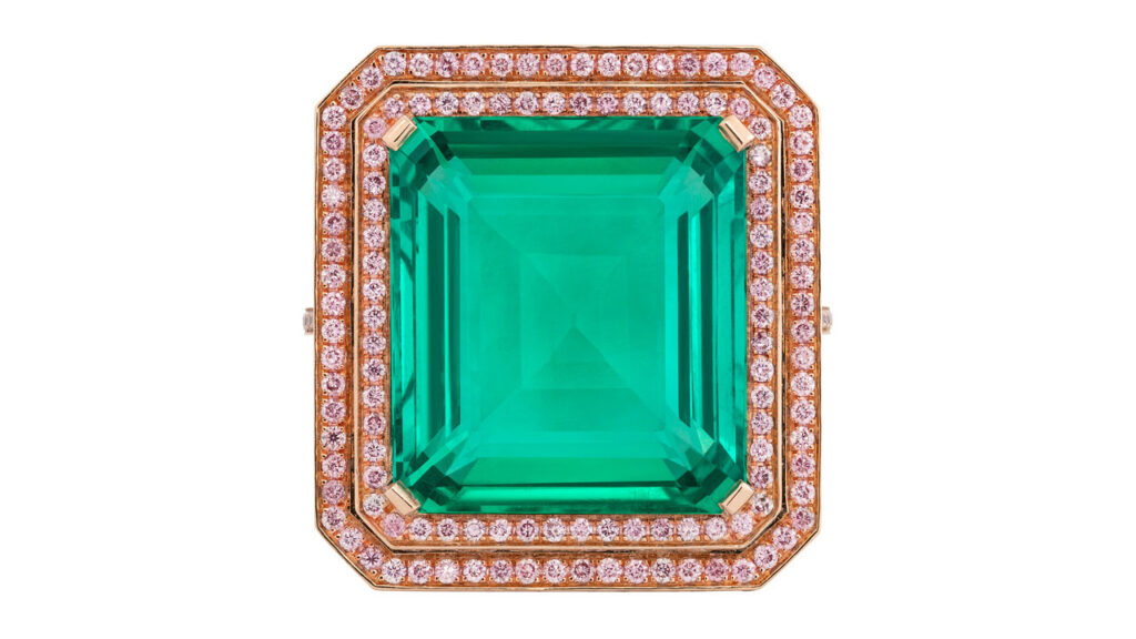Colombian emerald ring embellished with round-cut pink diamonds image