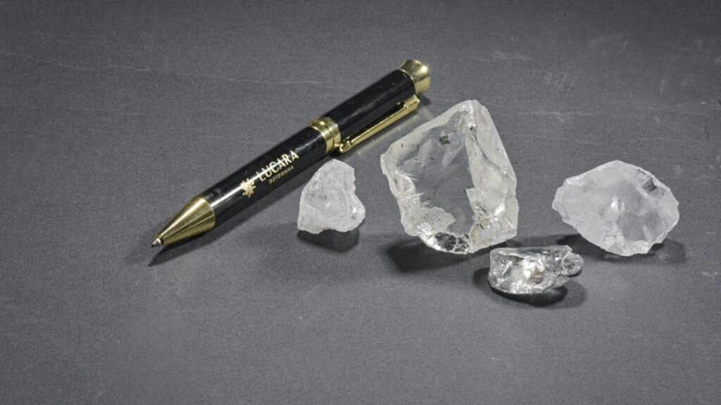 320-carat gem-quality, light-brown diamond from Lucara image