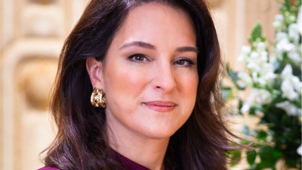 Mercedes Abramo headshot