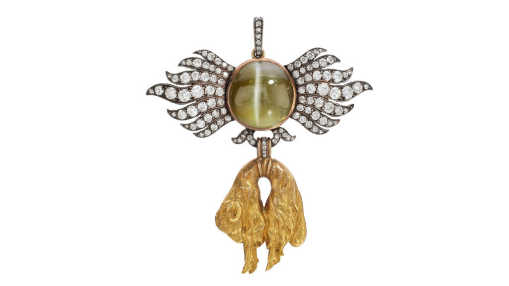 Early-20th-century neck badge of the Order of the Golden Fleece with cat’s eye chrysoberyl and diamonds, which sold at Sotheby’s image