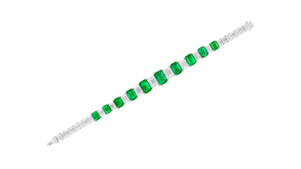 Bracelet featuring 10 graduated step-cut Colombian emeralds at Phillips image