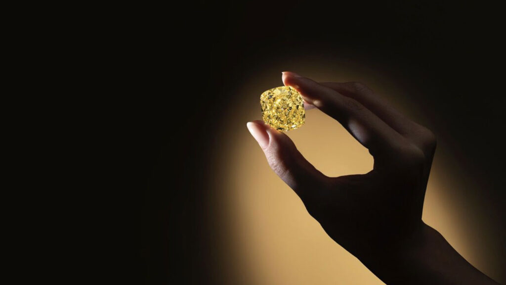 Alrosa's new Sun diamond image