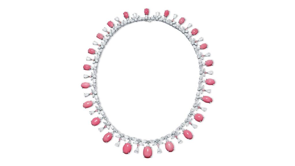 Necklace set with oval-shaped conch pearls, pear, marquise and circular-cut white diamonds and pear-shaped pink diamonds at Poly Auction image