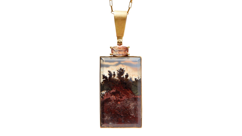 Forest pendant by Daria de Koning in 18-karat gold with moss agate and sunstone image