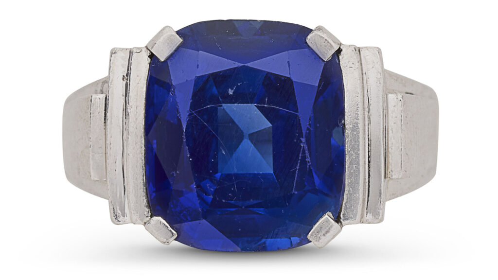 sapphire ring at Christie's image